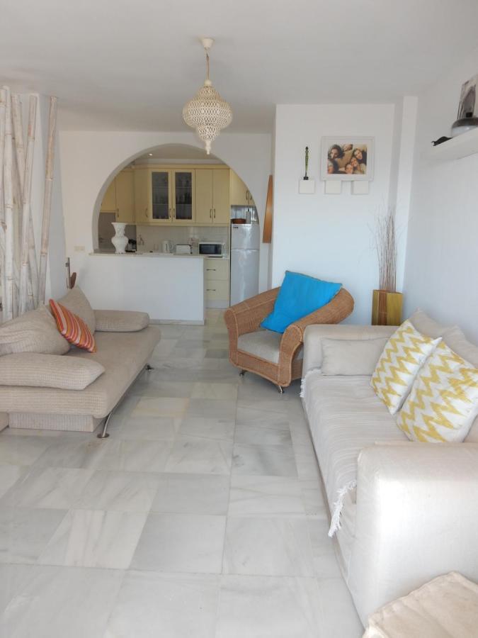 Beach Villa ,Nerja, Seaview, Pool, 3 Bedrooms, Huge Terrace And Garden Экстерьер фото