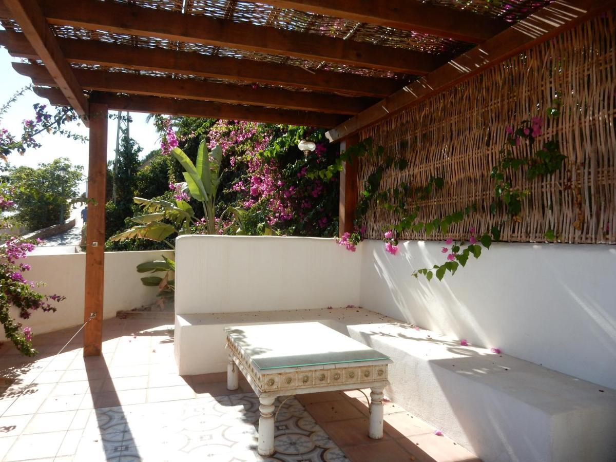 Beach Villa ,Nerja, Seaview, Pool, 3 Bedrooms, Huge Terrace And Garden Экстерьер фото
