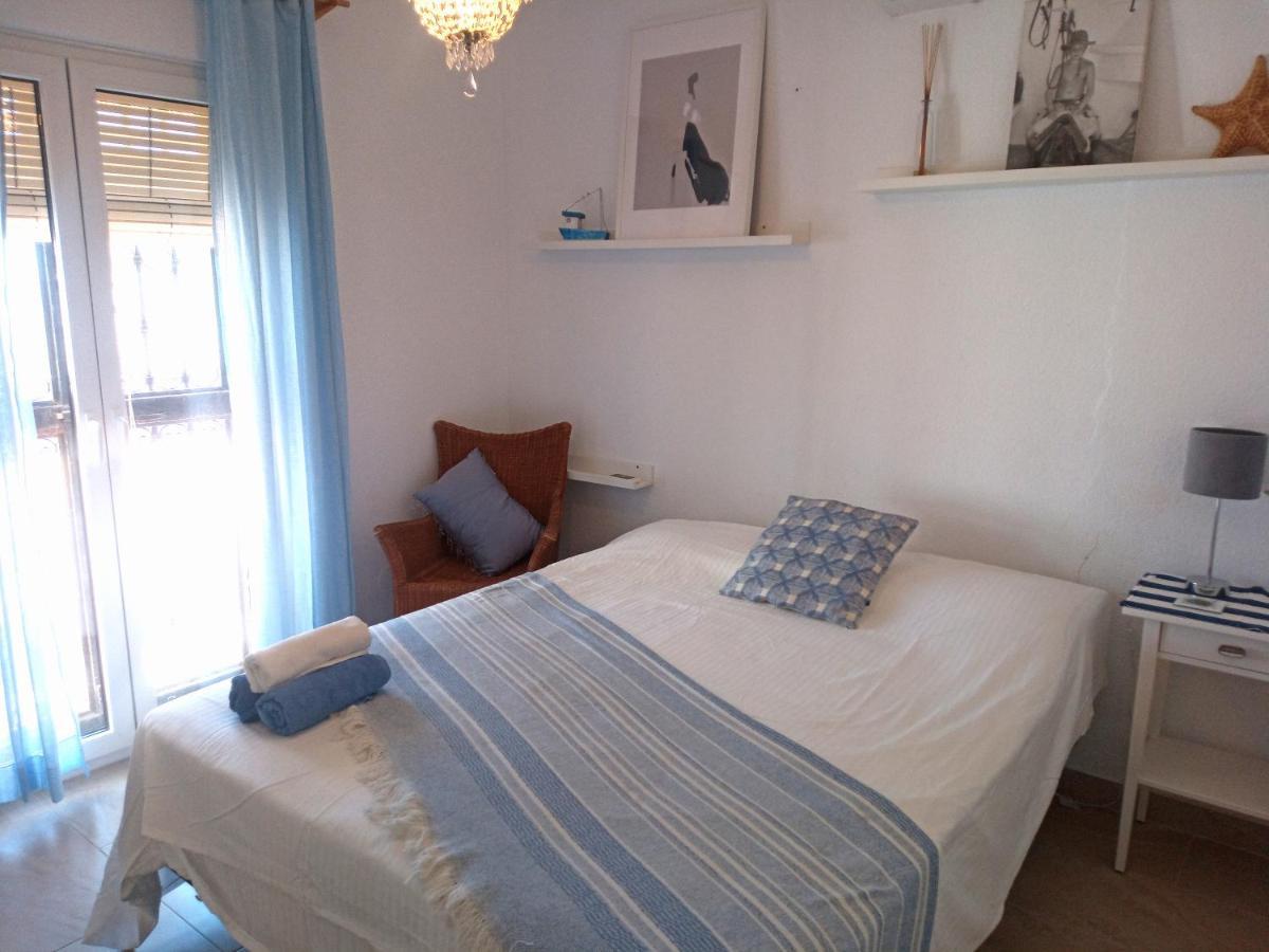 Beach Villa ,Nerja, Seaview, Pool, 3 Bedrooms, Huge Terrace And Garden Экстерьер фото
