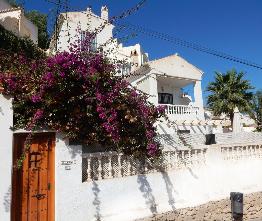 Beach Villa ,Nerja, Seaview, Pool, 3 Bedrooms, Huge Terrace And Garden Экстерьер фото