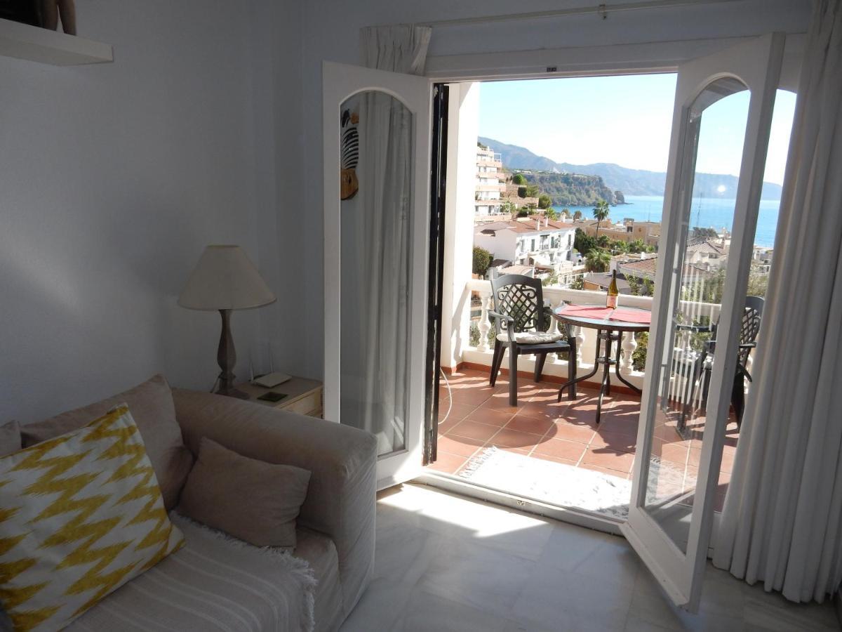Beach Villa ,Nerja, Seaview, Pool, 3 Bedrooms, Huge Terrace And Garden Экстерьер фото